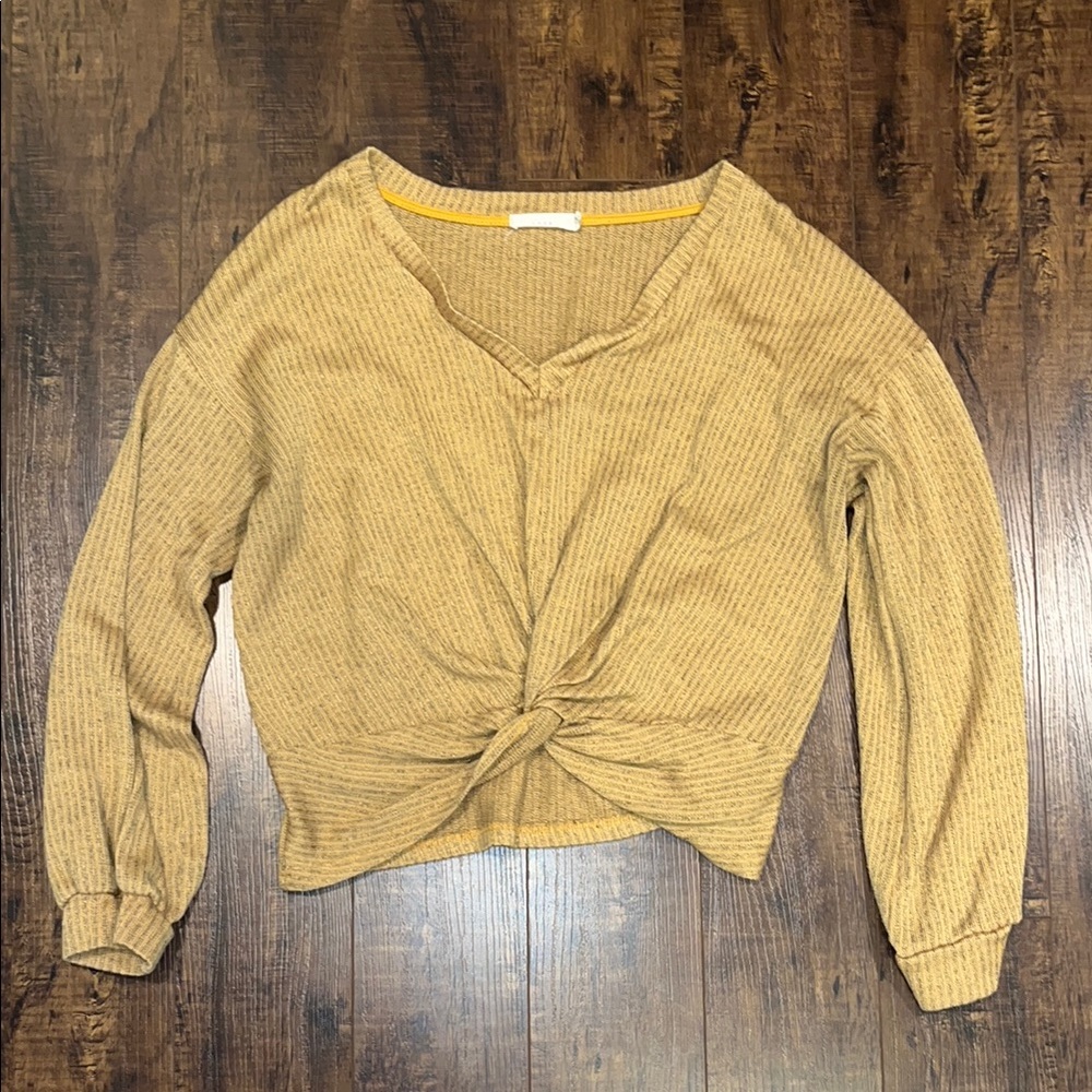 Lush Size L Knot Front Ribbed Sweater in Mustard